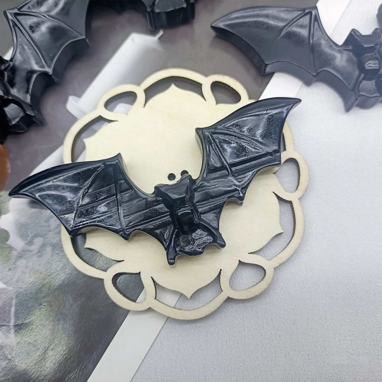 Wholesale Natural Crystal Bats Obsidian Bat Wings Home Decor Crafts Polished Black Healing Stone Animals