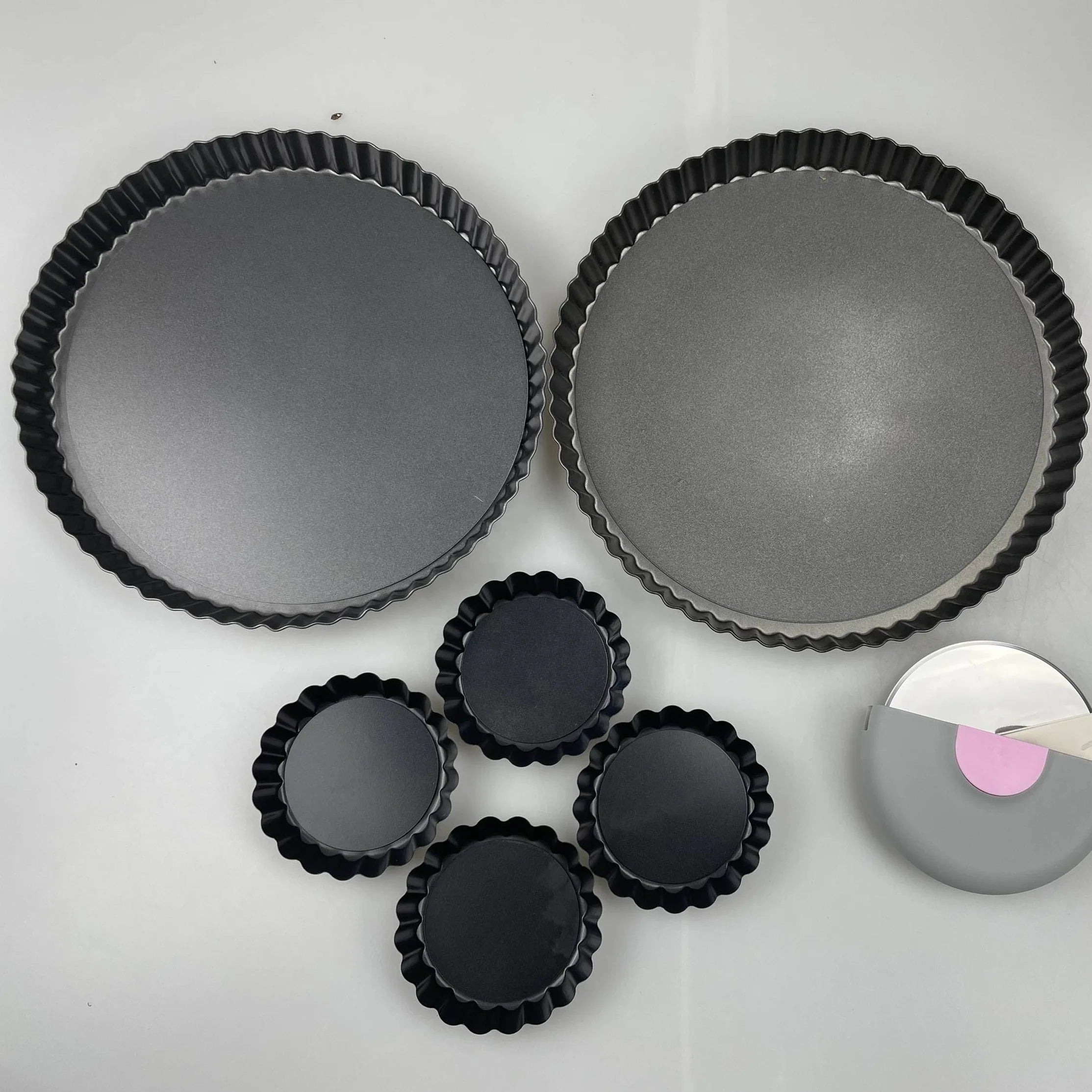 Tart Pan and Cutter Set 11 Inch 9 Inch Round Pie Pan 4 Inch Mini Tart Pans and Tart Cutter