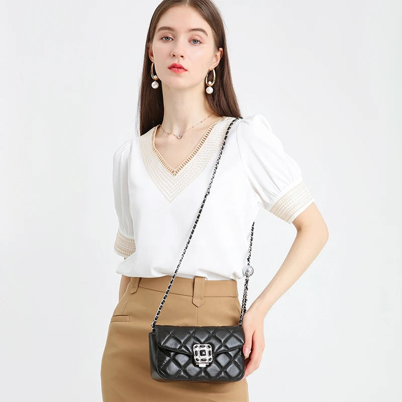 Oem Custom Ladies Genuine Leather Crossbody Bag with Chains Letter Pattern Summer/Winter Fashion Single Strap