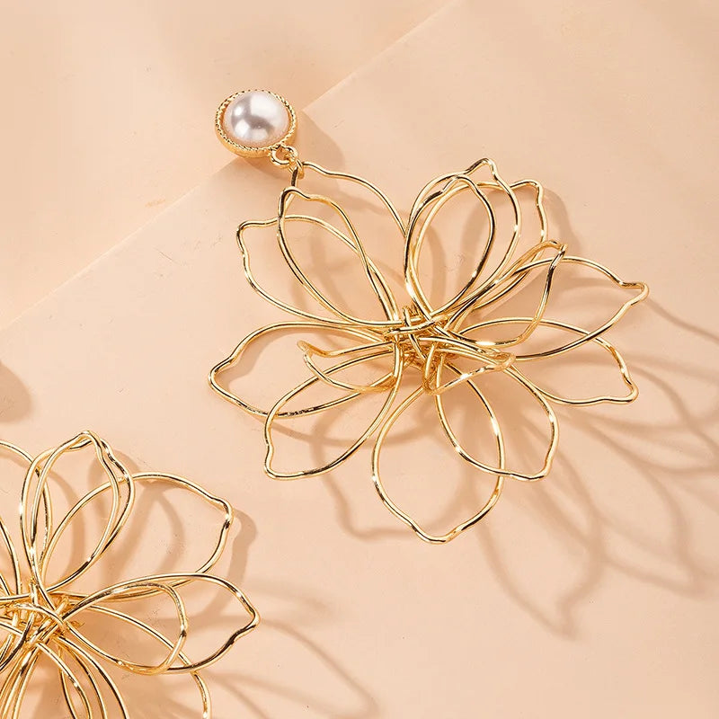 HOVANCI Korea Design Handmade Creative Hanging Flower Earrings Engagement Pearl Flower Statement Earrings for Women MegaBDM
