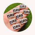Bulk 100Pcs/Lot 17*21MM Enamel Mini Camera Charms Capture Life Travel Hobby Pendants for DIY Jewelry Making and Crafting