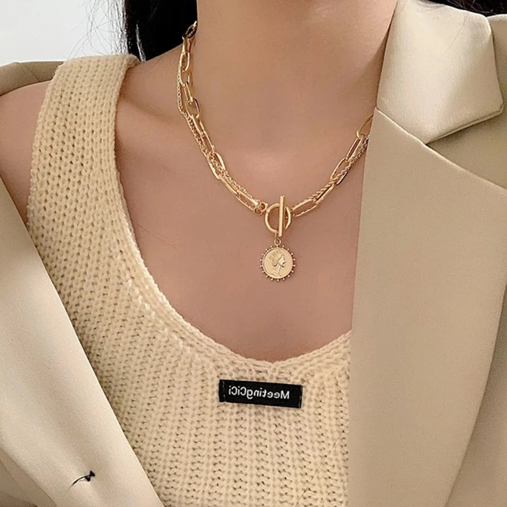 18K Gold Queen Pendant Necklace Medallion Paperclip Chain Choker Layering Jewelry for Women Girls