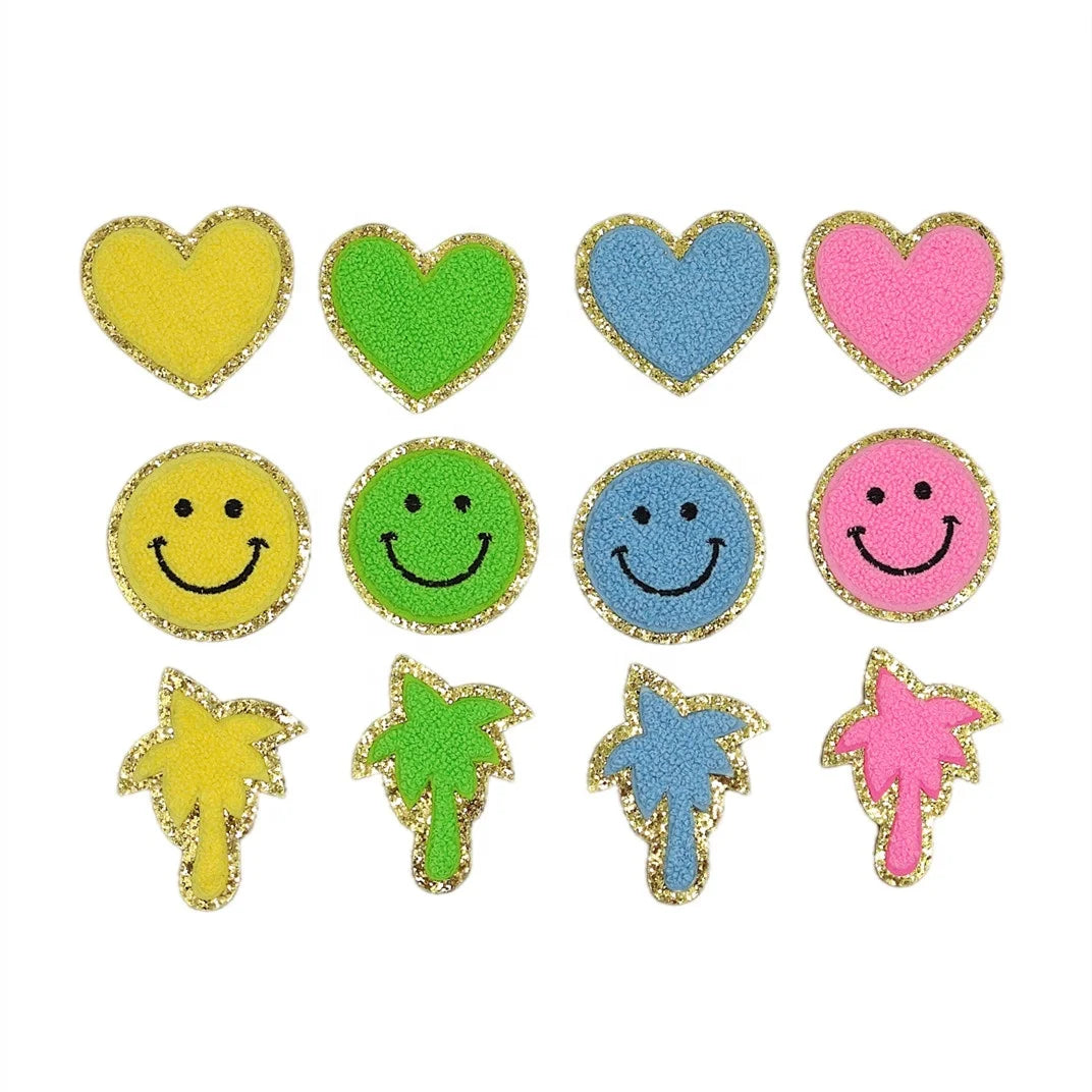 Hot Sale Machine Embroidered Ventralex Patch Wholesales Heart Chenille Smiling Face Patches for Hoodie
