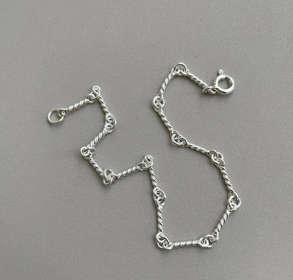 VIANRLA Simple Bracelet 925 Sterling Silver Twisted Link Chain Bracelet Stacking Bracelet