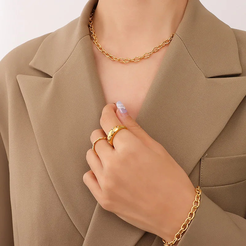 French Design Exaggerated Stainless Steel Two-Piece 18K Gold Plated Thick Straps Necklace Bracelet Necklace Women's Jewelry Set