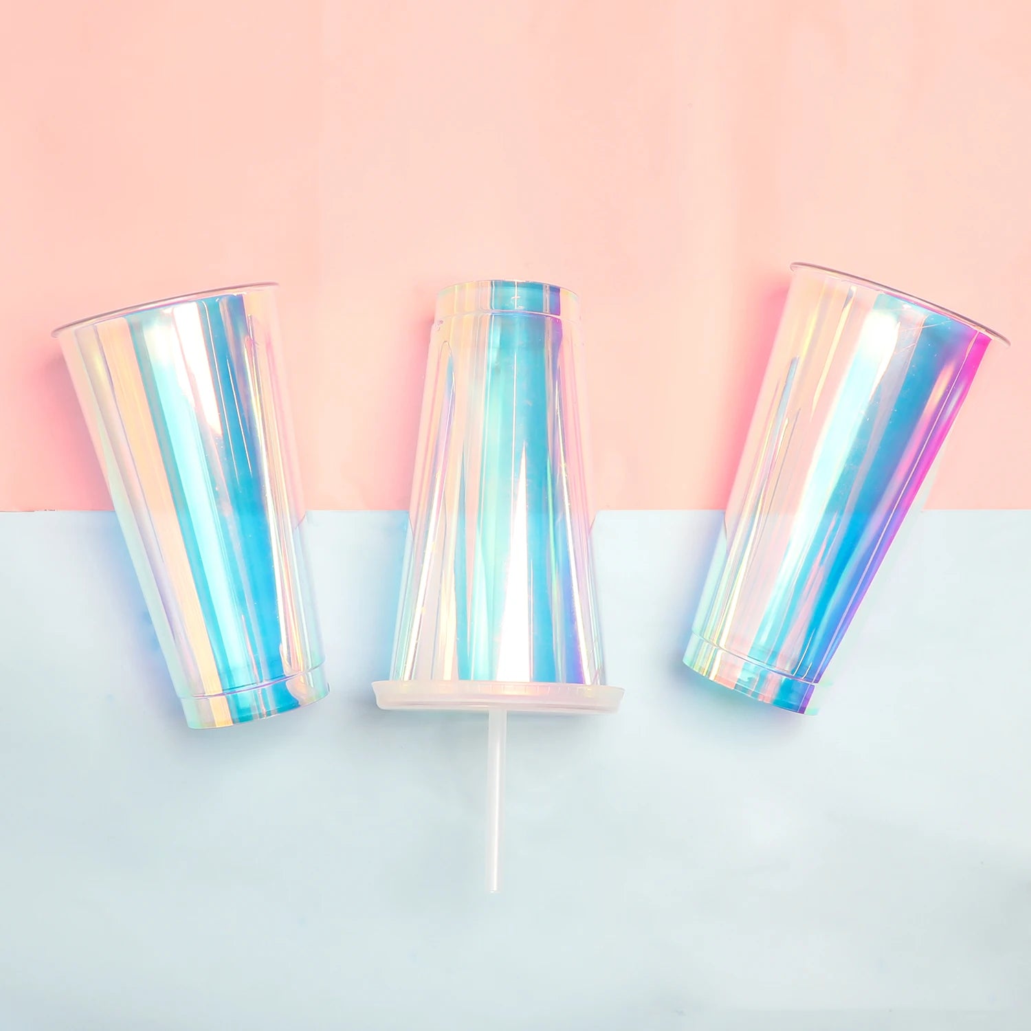 Reusable BPA Free Plastic Water Bottle Holographic Shiny Iridescent Cold Cup Plastic Tumbler With Lid and Straw