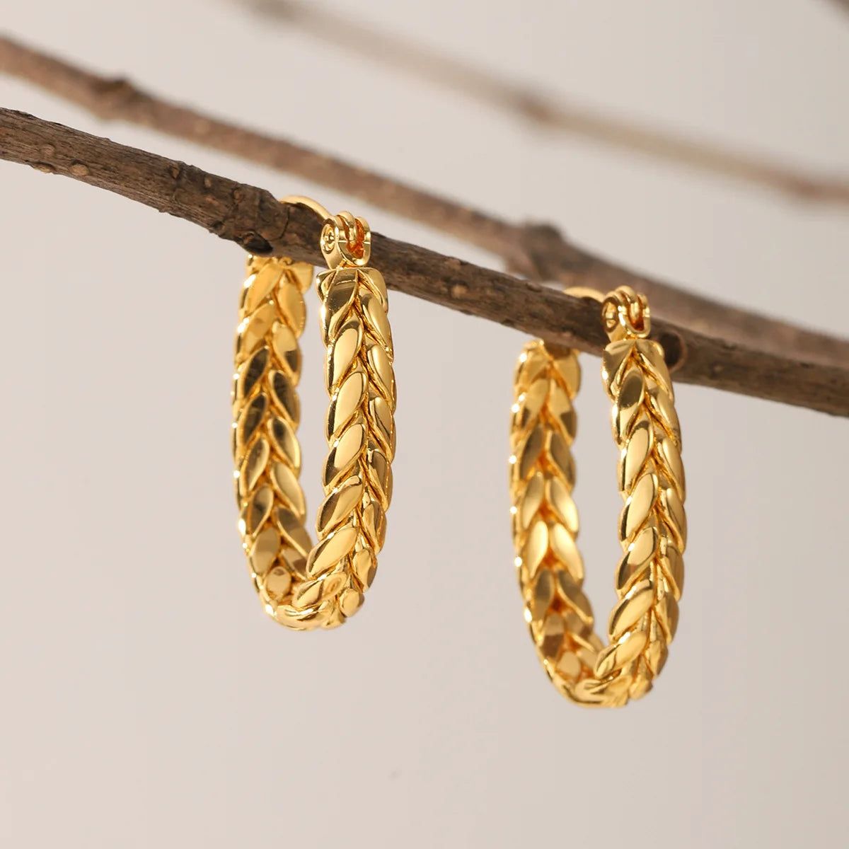 Exaggerated 18K Gold Plated Wheat Twisted Rope Earrings Women Twist Rope Hoop Earrings Stainless Steel Jewelry