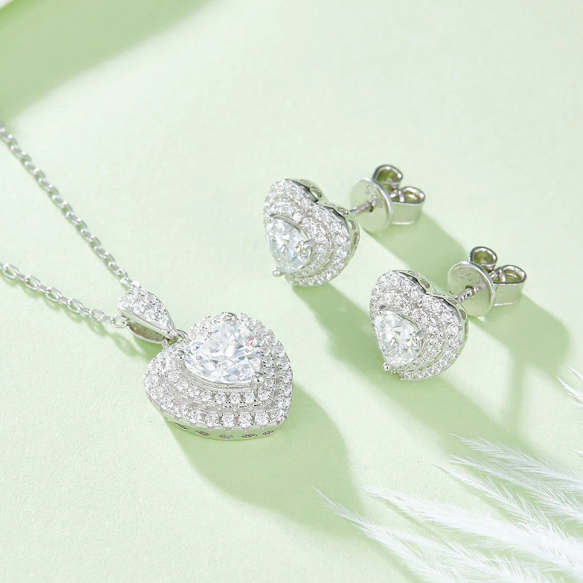 Fashion Luxury Moissanite Heart Pendant Stud Earrings and Necklace Fine Jewelry 925 Silver Women Jewelry Set
