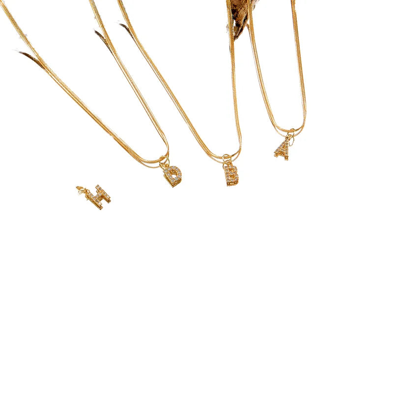 Gold-Plated Full Diamond 26 Letter Pendant Necklace English Alphabet Zircon with Snake Bone Chain for Christian Occasions Gifts