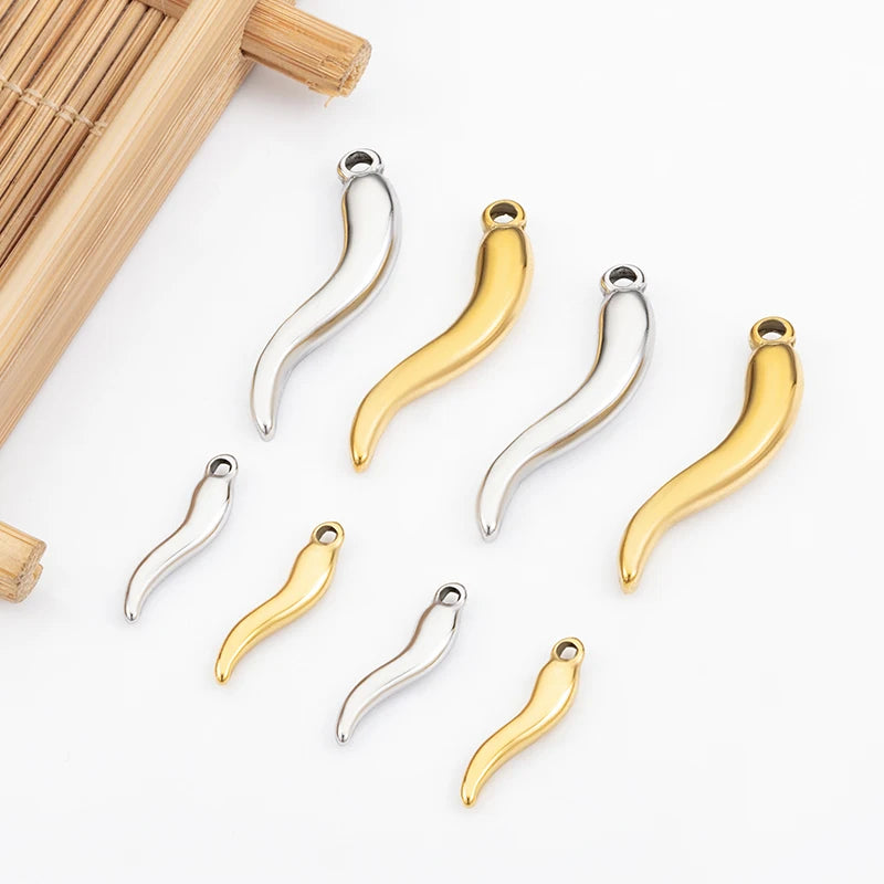 18K Gold Plated Stainless Steel Chili Pepper Pendant Italian Horn Cornicello Charm Lucky Necklace Jewelry Findings Components