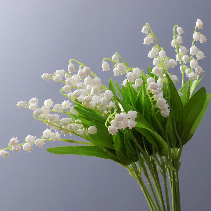 H0768 Nordic Fresh New Wedding Simulation Bouquet Feel Simulation Lily of the Valley Plastic Flower for Wedding Home Decor