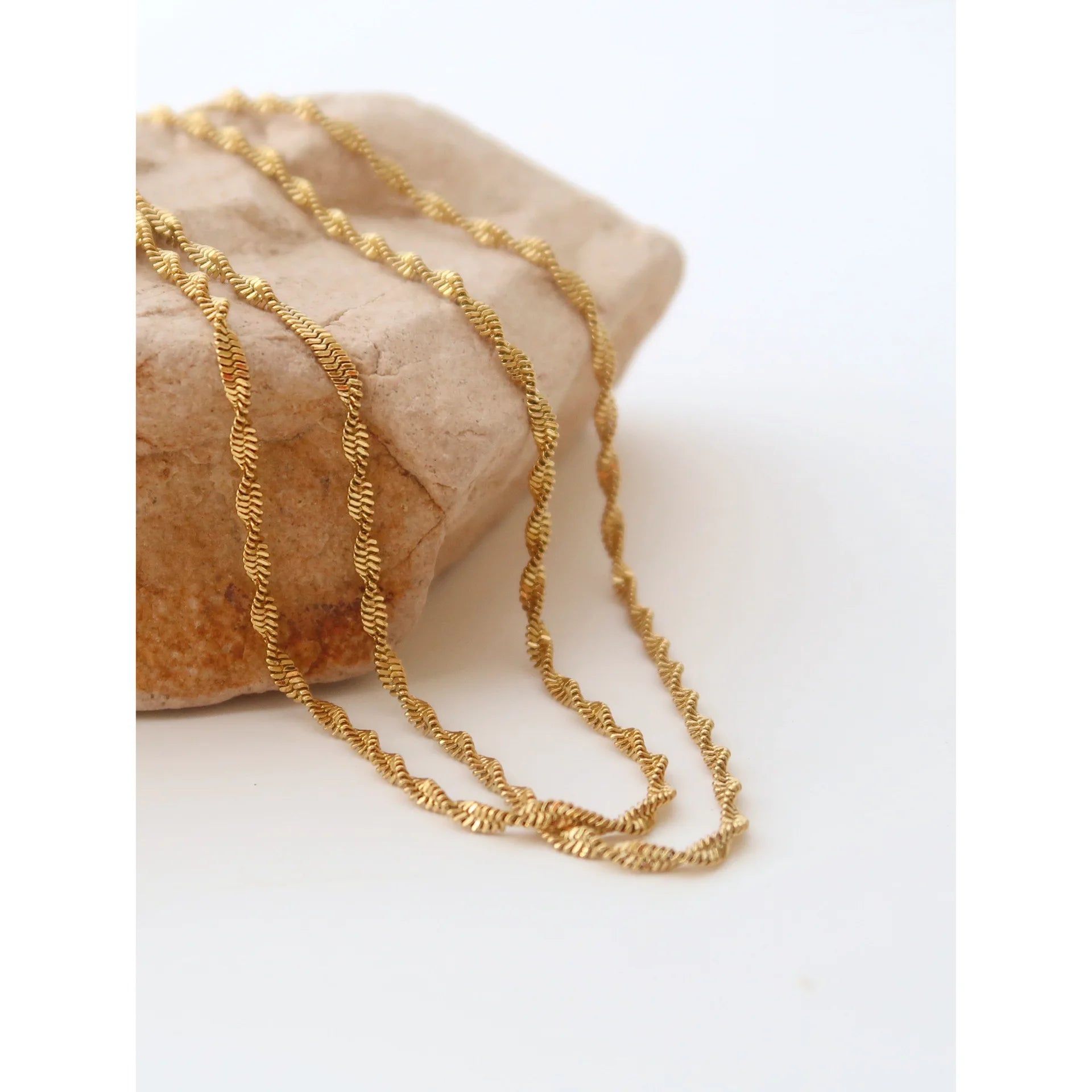 SC New 18K Gold Plated Choker Necklace Stainless Steel Necklace Stainless Steel Stackable Twisted Chain Necklace for Women