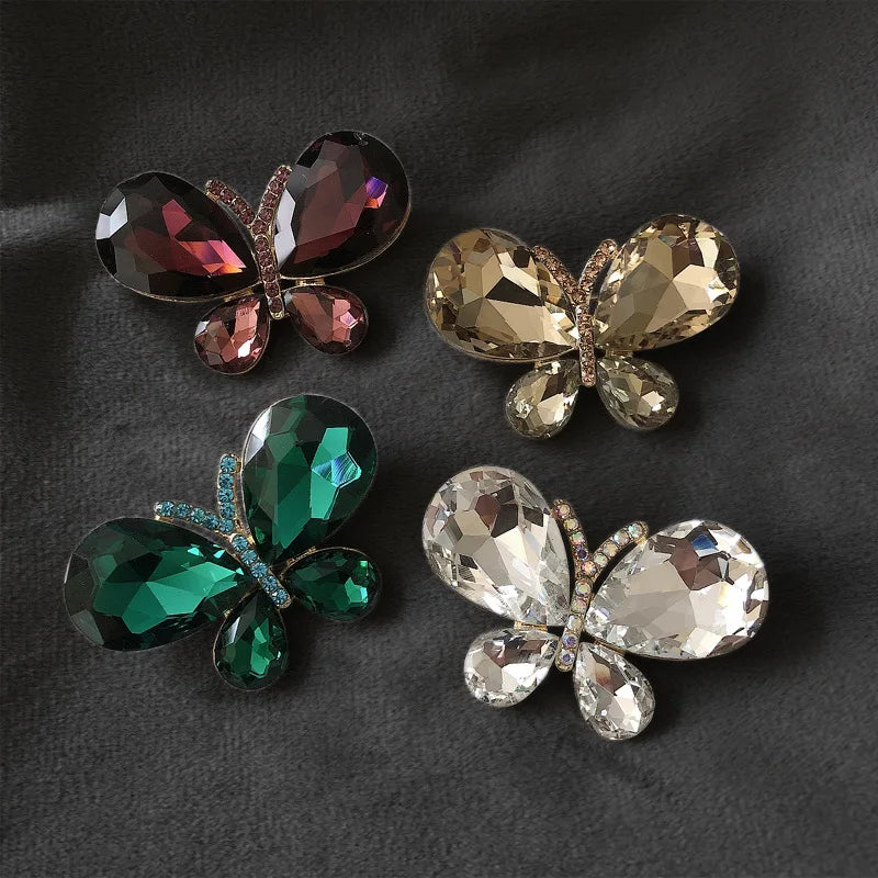New Fashion Simple Crystal Butterfly Brooch Small Suit Coat Decorative Animal Brooch