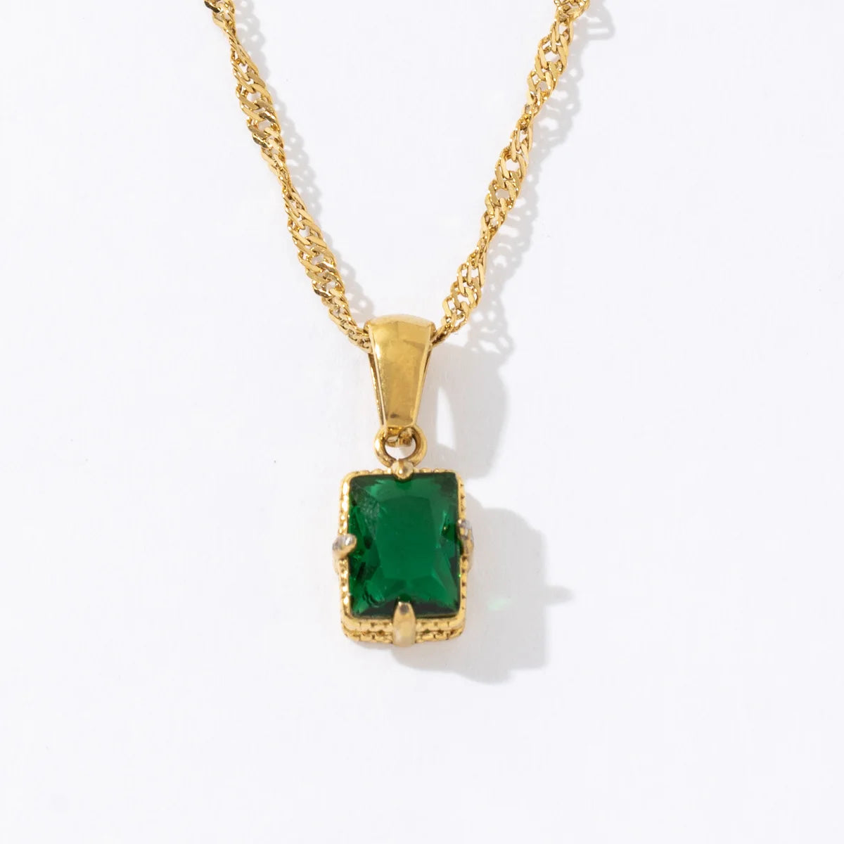 Trendy Fashion Jewelry Women Gold Plated Jewelry Stainless Steel Square Green Zircon Pendant Necklace