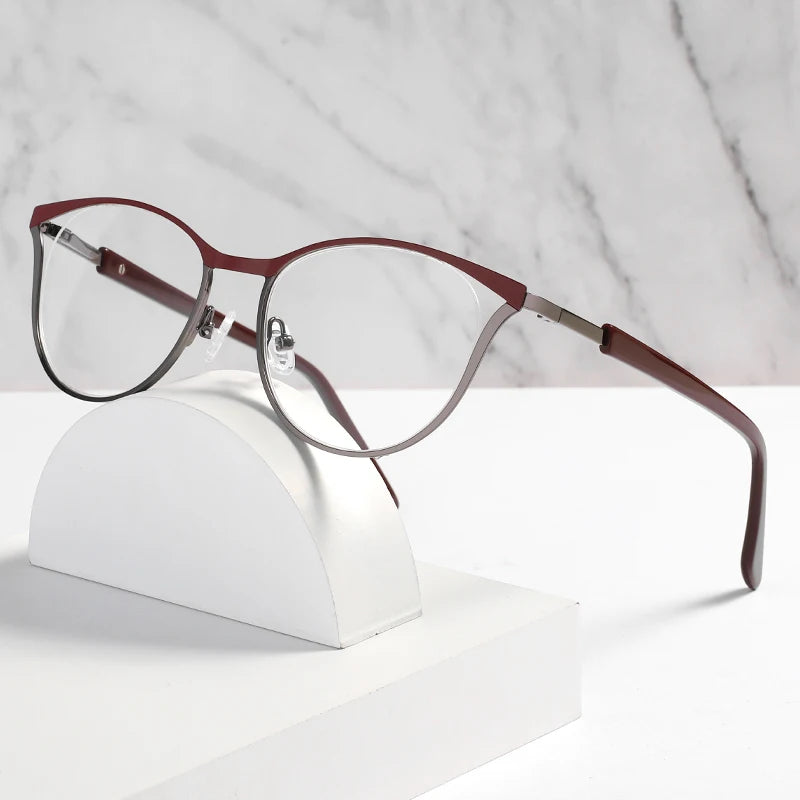 Innovative Women Lightweight Cat Eye Metal Glasses Frames Wholesale Eye Glasses Mew Design Eyewear for Ladies
