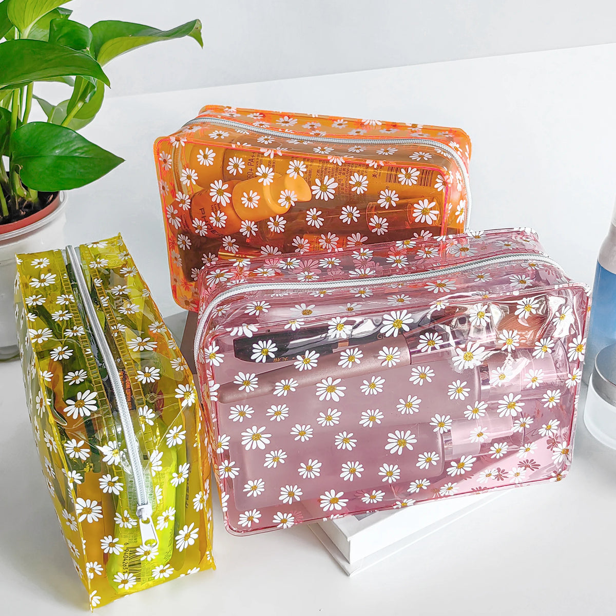 Wholesale Daisy Waterproof Transparent Custom Size Makeup Bag Cosmetic Pvc Bag