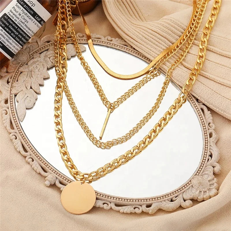 Vintage Silver Punkor Geometric Round Pendant Necklace with Butterfly Choker Multilayer Women's Jewelry Featuring Pearl Chains