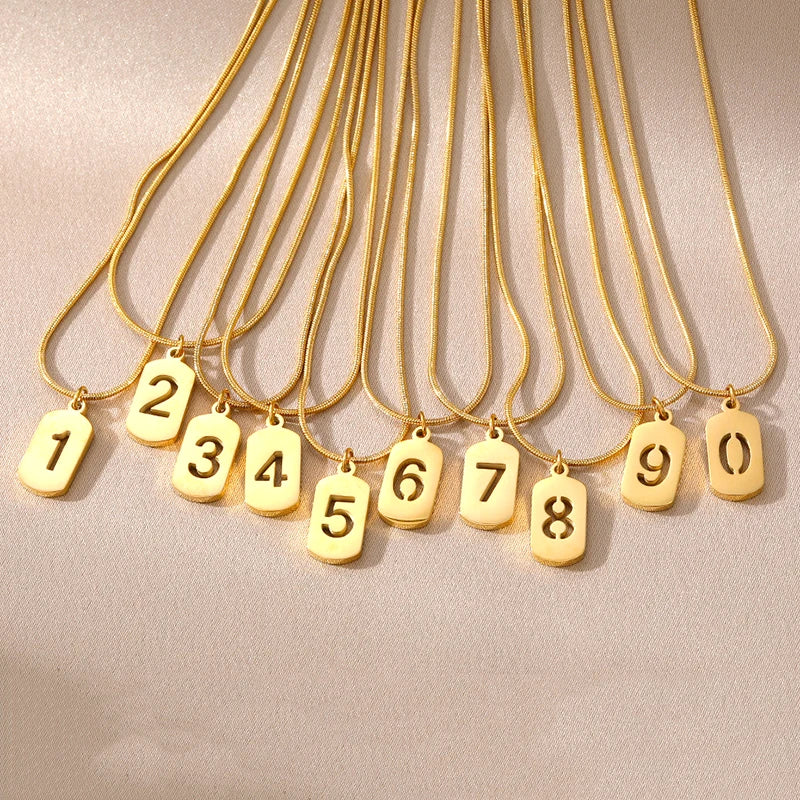 Personalized Lucky Number Necklace for Women Girls Non Tarnish Fashion 18K Gold Plated Custom 0123456789 Number Pendant Necklace