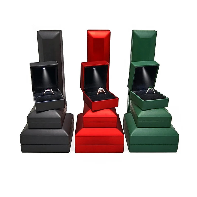 Factory in Stock LED Plastic Jewelry Box Ring Pendant Bracelet Long Chain Jewelry Box Set