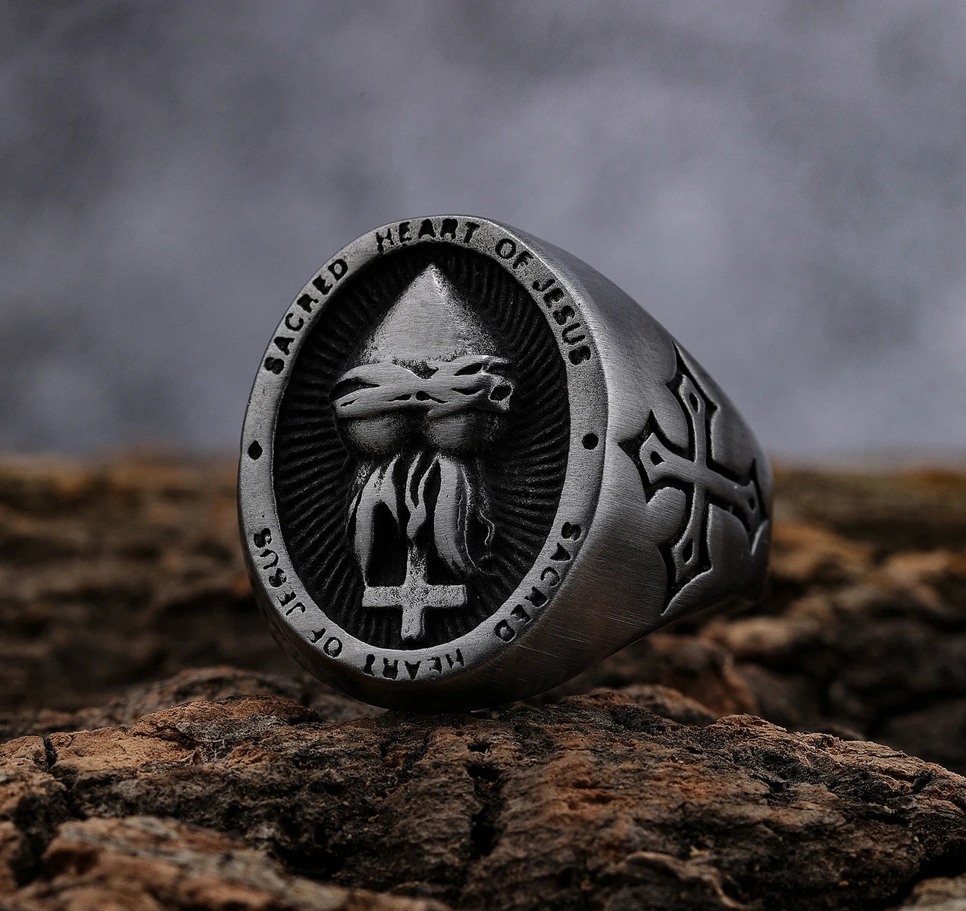 Religious Christian Jewelry Ring Jesus Christ Gold Plated Silver Cross Signet Ring Stainless Steel