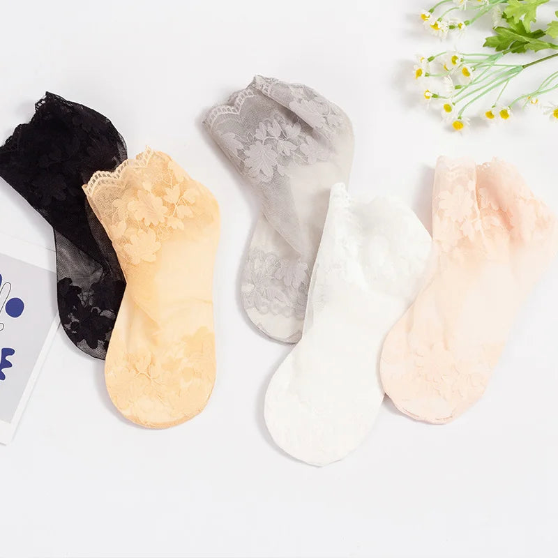 5Pairs/set Women Thin Ladies Lace Boat Hollow Leaves Lace Invisible Socks  Non-slip Shallow Black and Skin Color Tube Socks
