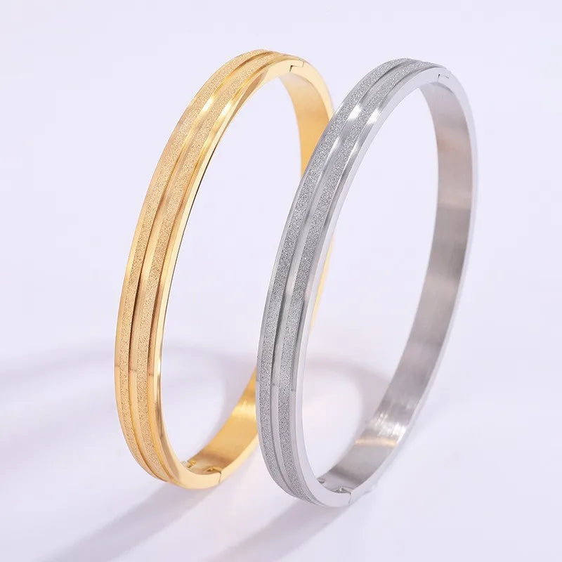 High-End Fashion Stainless Steel Bracelet for Women Gipsophila Frosted Double Stripe European American Style