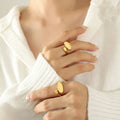 2022 Fashion New Stainless Steel 18K Gold Texture Light Luxury Minimalist Shaped Flat Open Ring Spot Wholesale