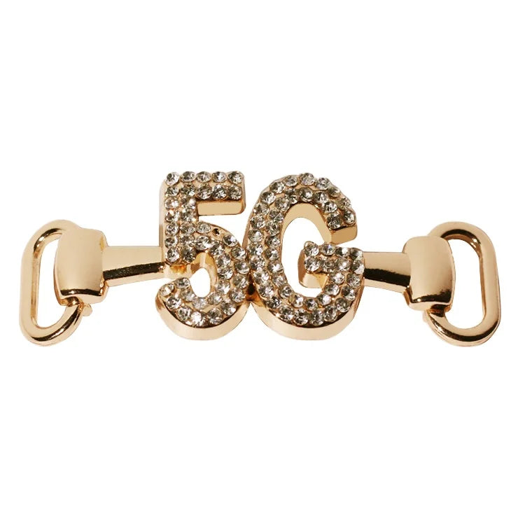 Custom Belt  Gold Letter Brand Charms Chains for Women Dress Fashion Rhinestone for Buckle Shoes Accessory with Alloy Material