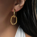 2024 Dazan New 18k Gold Plated Unique Hypoallergenic Stainless Steel Court Style Vintage Twist Pendant Hoop Earrings for Women