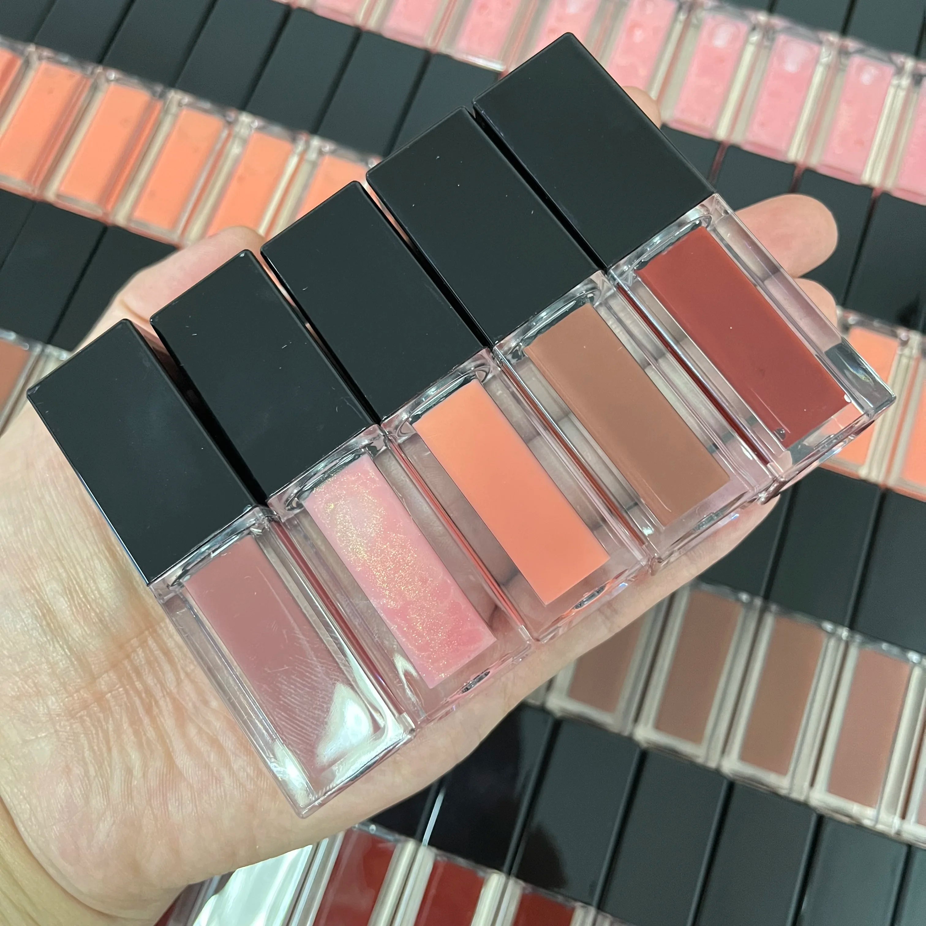 Custom Black Big Applicator Lip Gloss Packaging Wholesale Bulk Lip Gloss