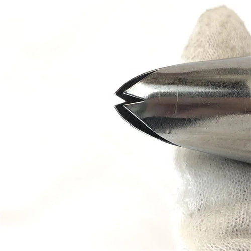 #114 1pcs Middle Size Baking & Pastry Tools 304 Stainless Steel Cupcake Leaf Shape Piping Nozzle Tips Via Supplier Kangkai
