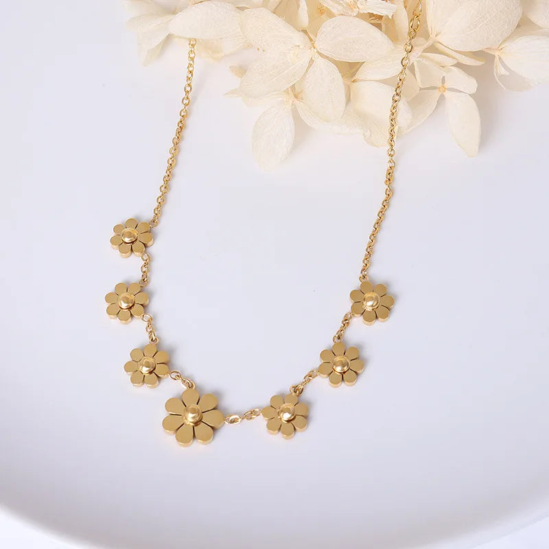 Japanese and Korean Ins Daisy Flower Anklet Jewelry Chain Titanium Steel Plated 18k Gold Indelible Anklet Jewelry