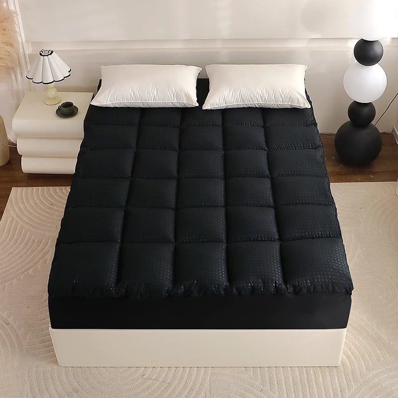 100% Polyester 700GSM Mattress Pad in Black Dark Grey Blue White Skirt-Bedspreads Coverlets Twin Full Queen King Sizes Home Use