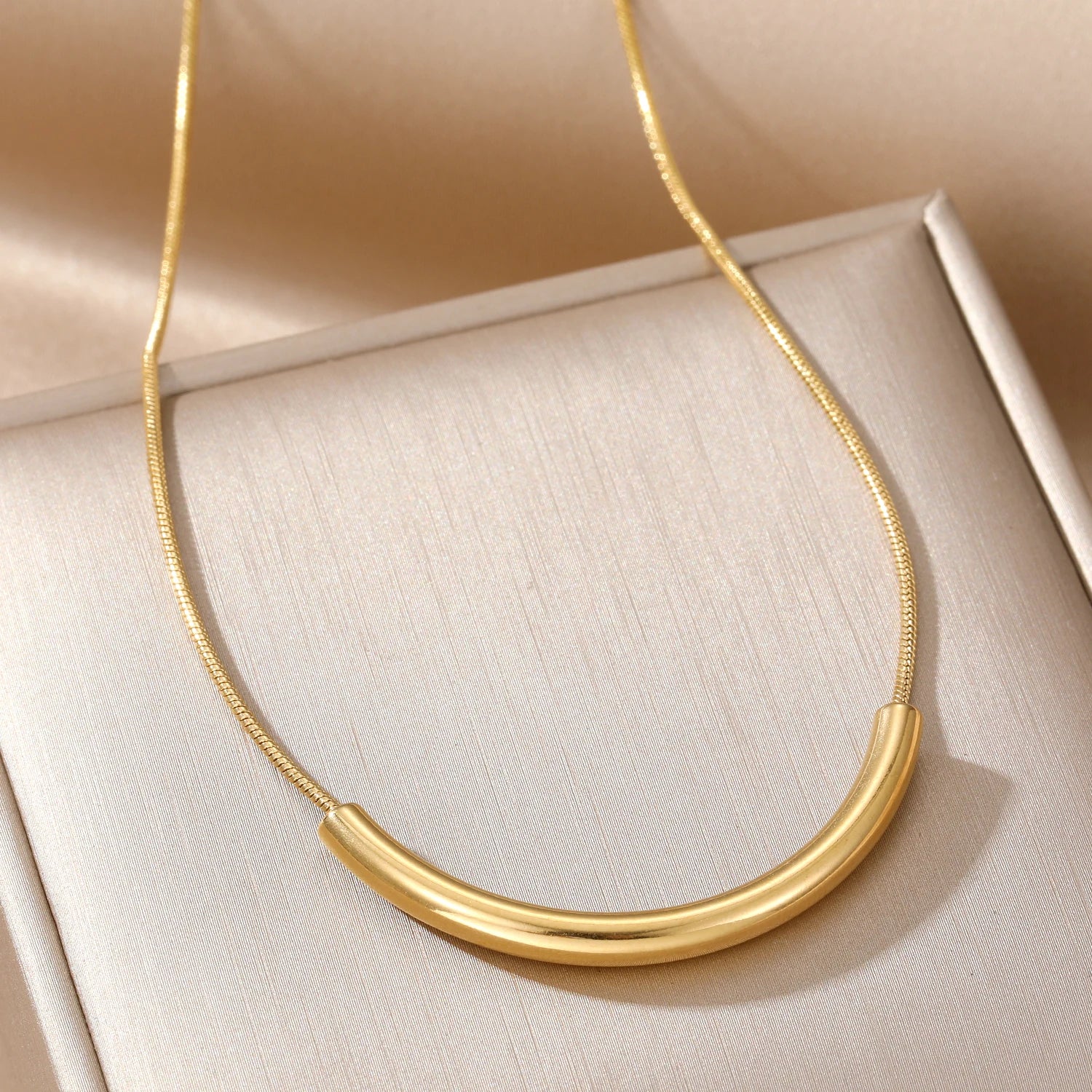 VKME New Fashion Women Jewelry 18K Gold Plated Stainless Steel Clavicle Chain Necklace