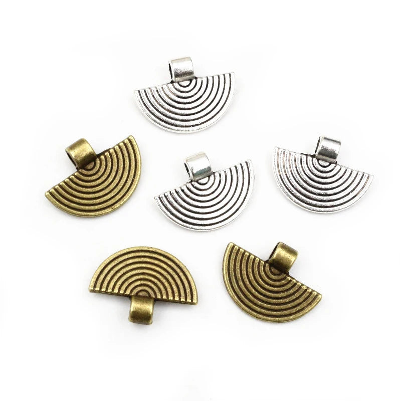 10pcs/lot 24x18mm Bronze Antique Silver Plated Fan Handmade Charms Pendant DIY Jewelry Findings for Bracelet Necklace