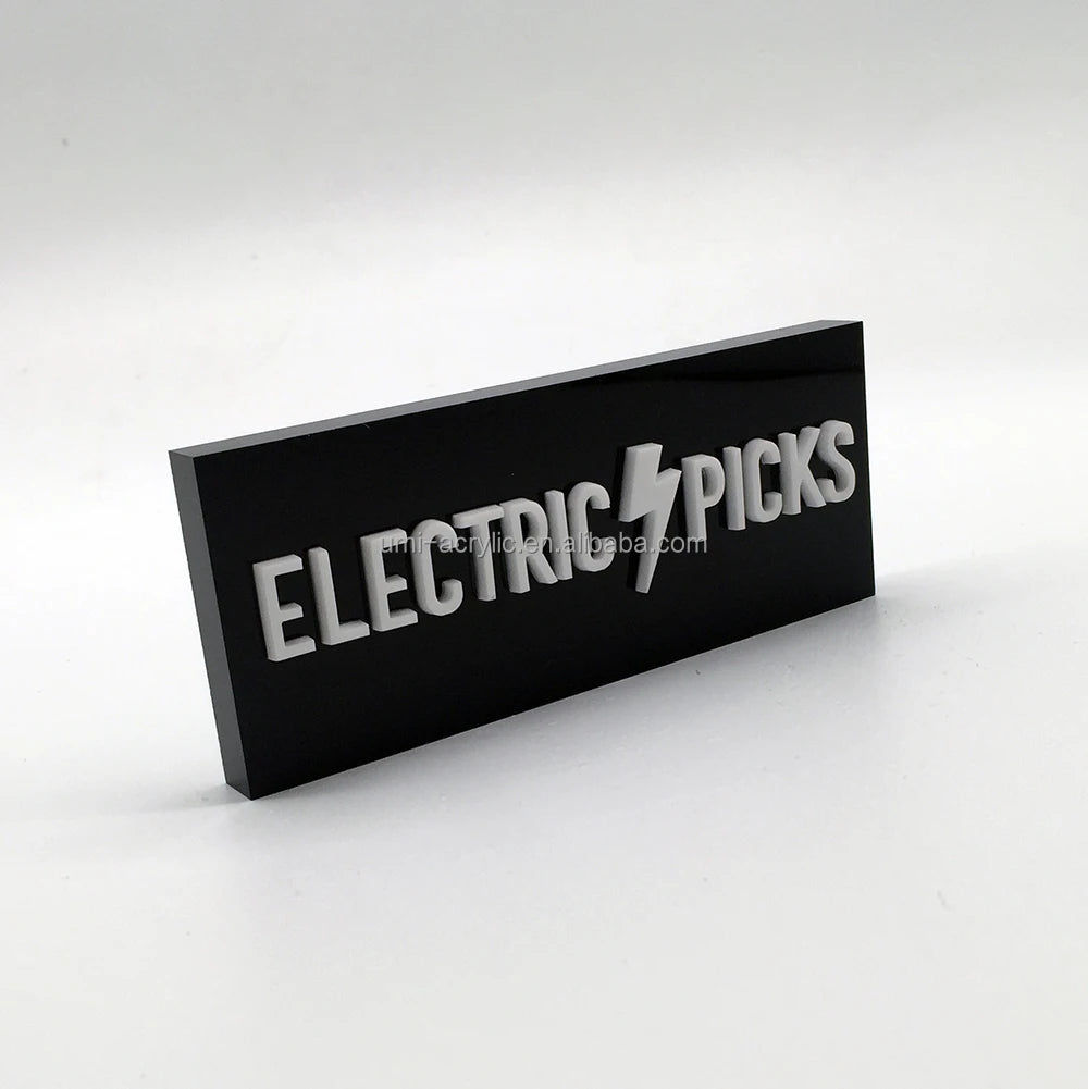 Modern Customized 3D Engraved Acrylic Logo Brand Display Sign Block with 10-50mm Thickness