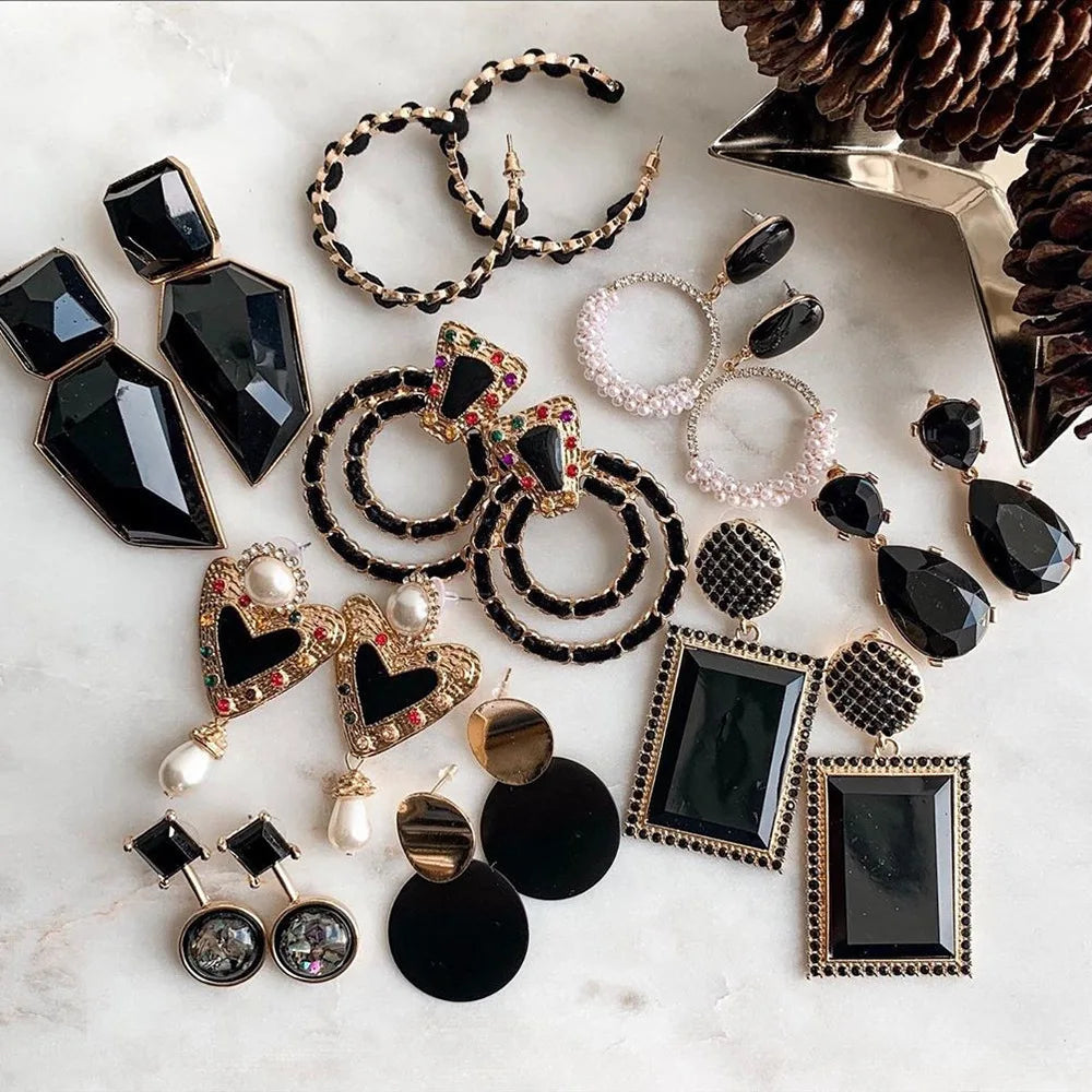 2022New Fahion Earrings Jewelry Korean Multiple Styles Glass Charm Earrings Black Crystal Geometric  Earrings for Women
