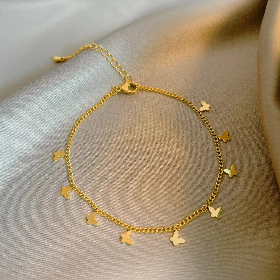 Versatile Gold-Plated Stainless Steel Butterfly Anklet for Women Minimalist Chic Bohemian Foot Jewelry for Spring Summer Fashion