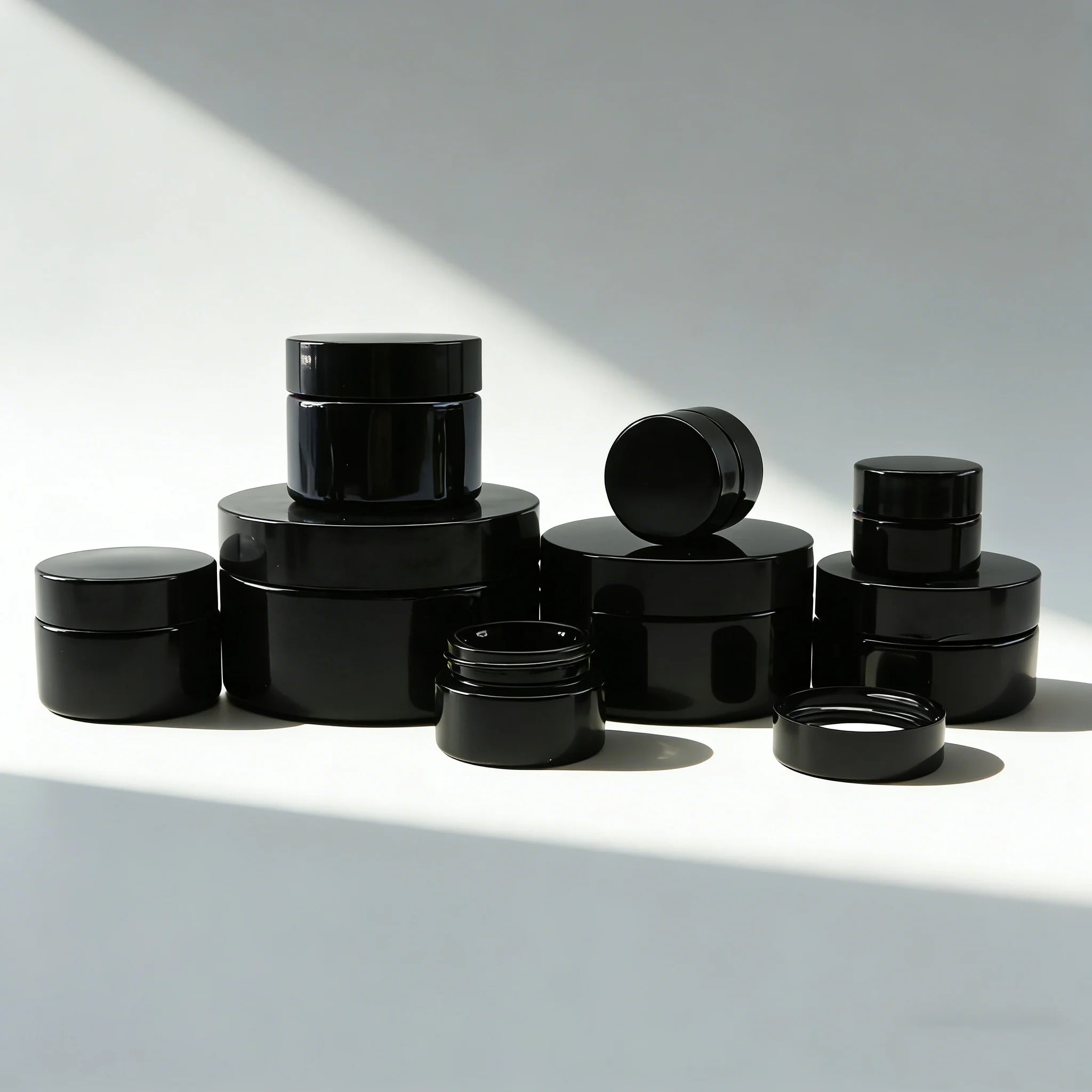 Empty UV Black  Dark Violet Cosmetic Glass Cream Jar  Concentrate Container With Black Lid D888