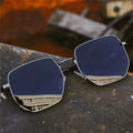 Italy Wholesale Men's Fashion Irregular Shape Sunglasses with Polarized Tac Lenses