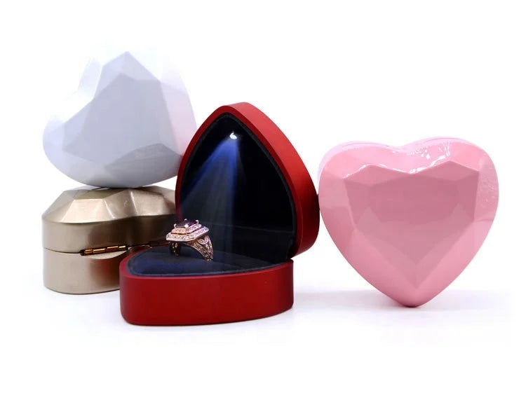 Wholesale Environmentally Friendly and Durable Led Light Jewelry Box Necklace Box Heart Shaped Led Light Jewelry Gift Ring Box