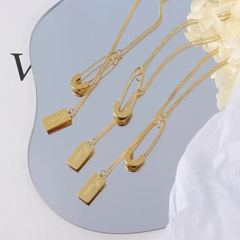 2022 Ins Fashion Real 18K Gold Paperclip Chain Necklace for Women With Lucky Square Charm Pendant Safety Pin Necklace
