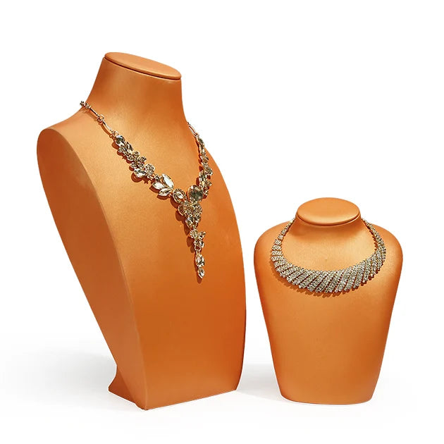 WYP New Style Elegant Gypsophila Necklace Display Bust Stand for Large Necklaces with OEM Customized Design and Customer Logo