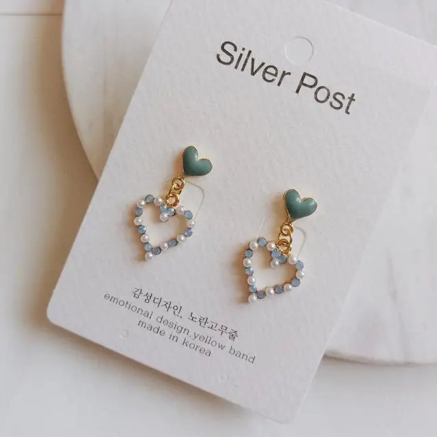 Retro Gift Wholesales Heart Shaped Modern Hoop Jewelry Women Earrings