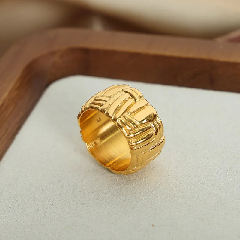 Minimalist Vintage Jewelry Cross Weave Chunky Wide Ring Waterproof Stainless Steel 18k Gold Plated Ring for Women