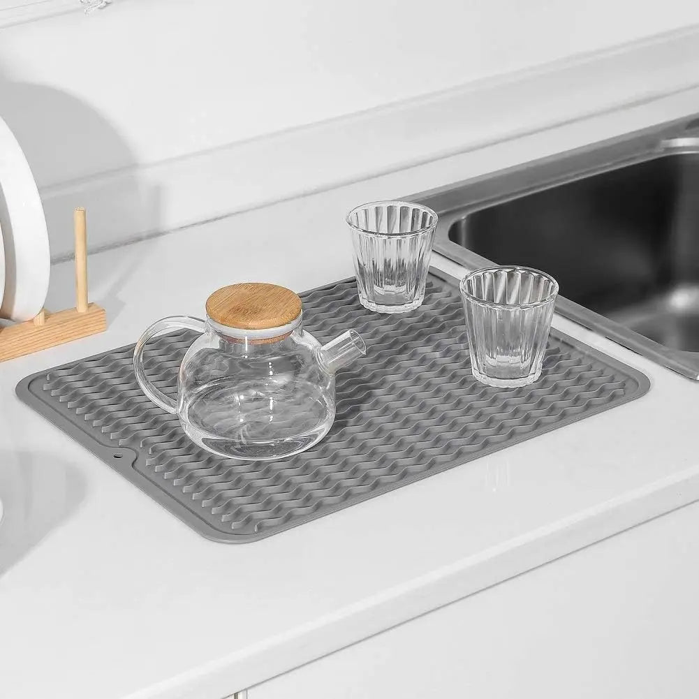 Modern Design Silicone Dish Drying Mat Heat-resistant Multifunction Table Mat with Wavy Line for Kitchen Counter