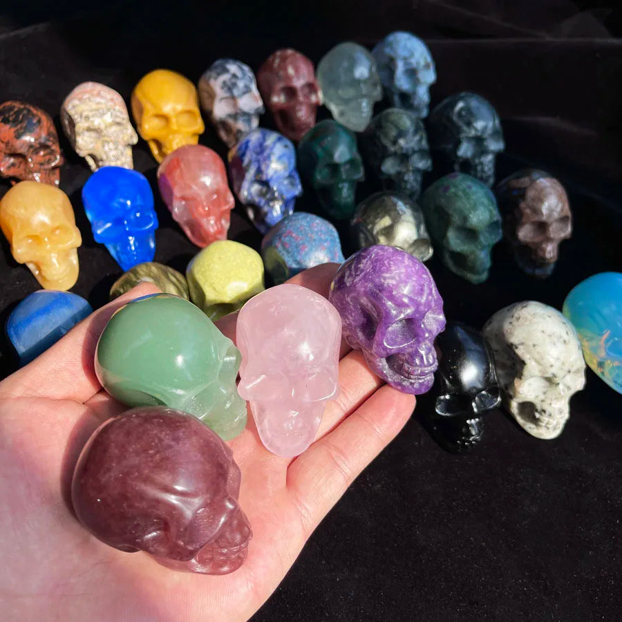 Wholesale 2 Inches Donghai Quartz Crystal Hand Carved Mixed Crystal Skulls for Healing Stones Decoration