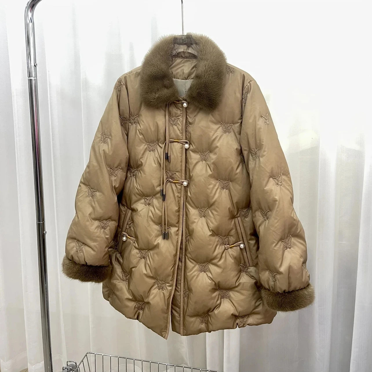 OFTBUY Women's Long Winter Jacket Goose Fur Collar Fashionable Embroidered Pearld Studded Mid-Length Loose Design Warm Stylish
