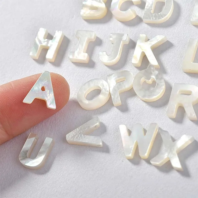 Personalised Natural Shell Mother Pearl Alphabet Letter Bracelet Charms Wholesale Beaded DIY Jewelry Making Findings LC China
