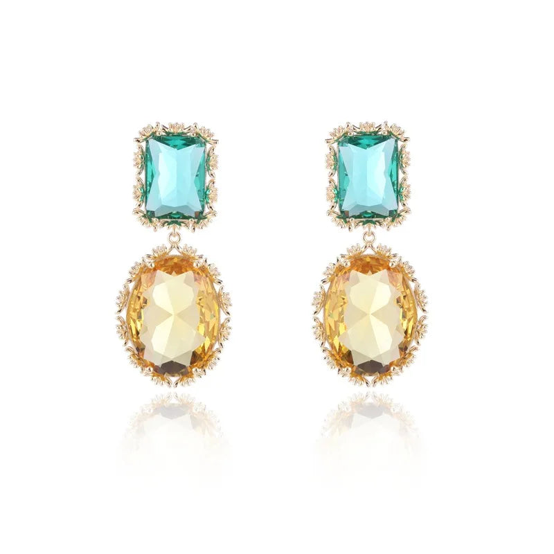 New Exaggerated Style Super Sparkling Zircon Light Luxury Niche Earrings Simple and Fashionable square High-end Earrings
